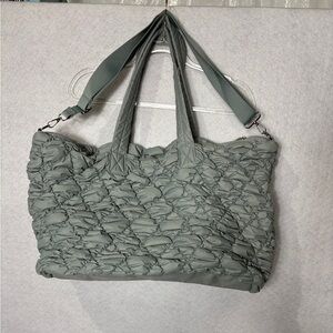 Sincerely Jules Green Puffy Quilted Nylon Travel Tote